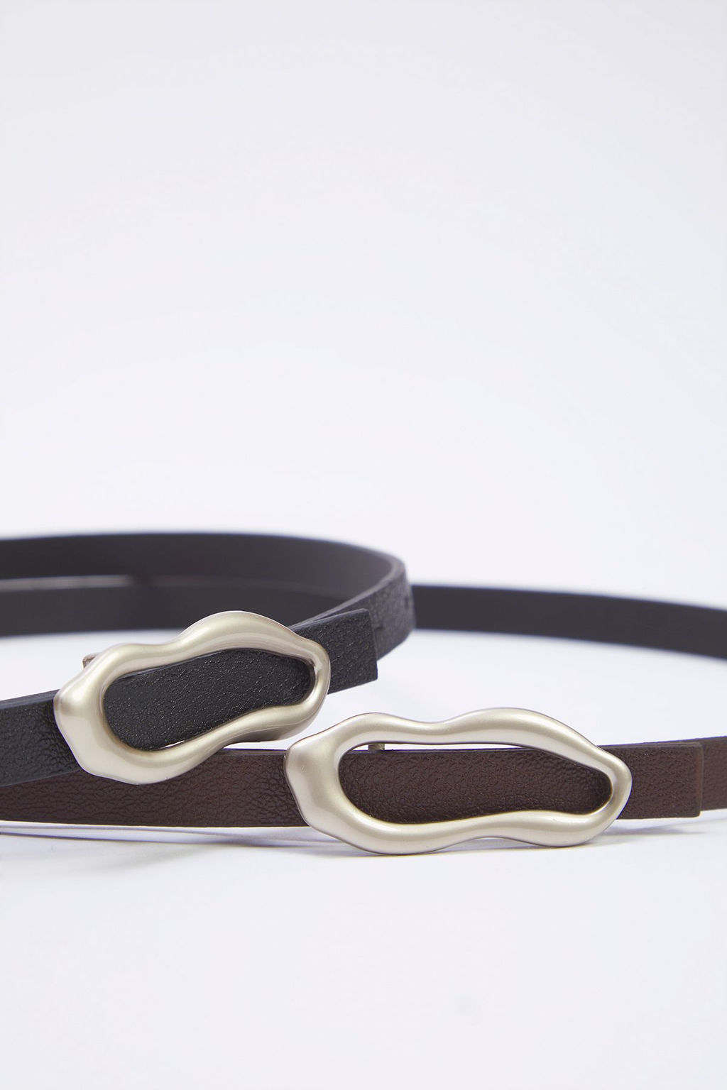 Trendyolmilla Siyah-Kahverengi 2li Paket Deri Gorunumlu Kad?n Kemer TWOSS25KE00017 фото 2