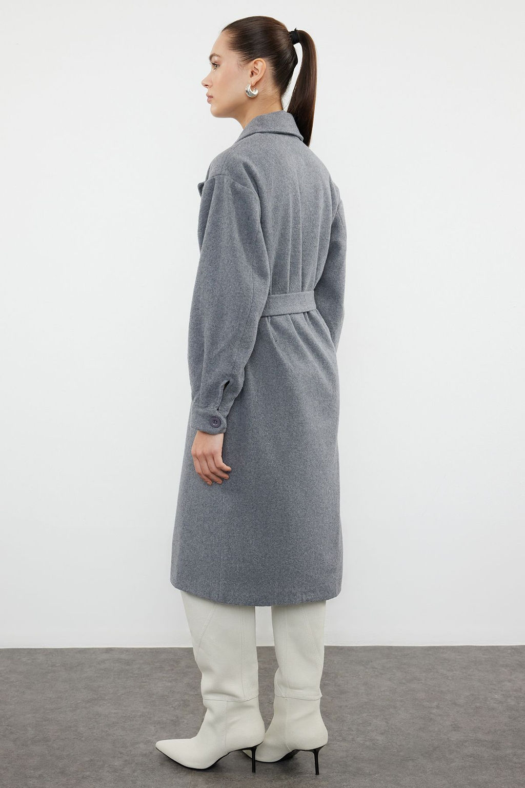 Trendyolmilla Ac?k Gri Regular Kemerli Kaban TWOAW20KB0029 фото 16