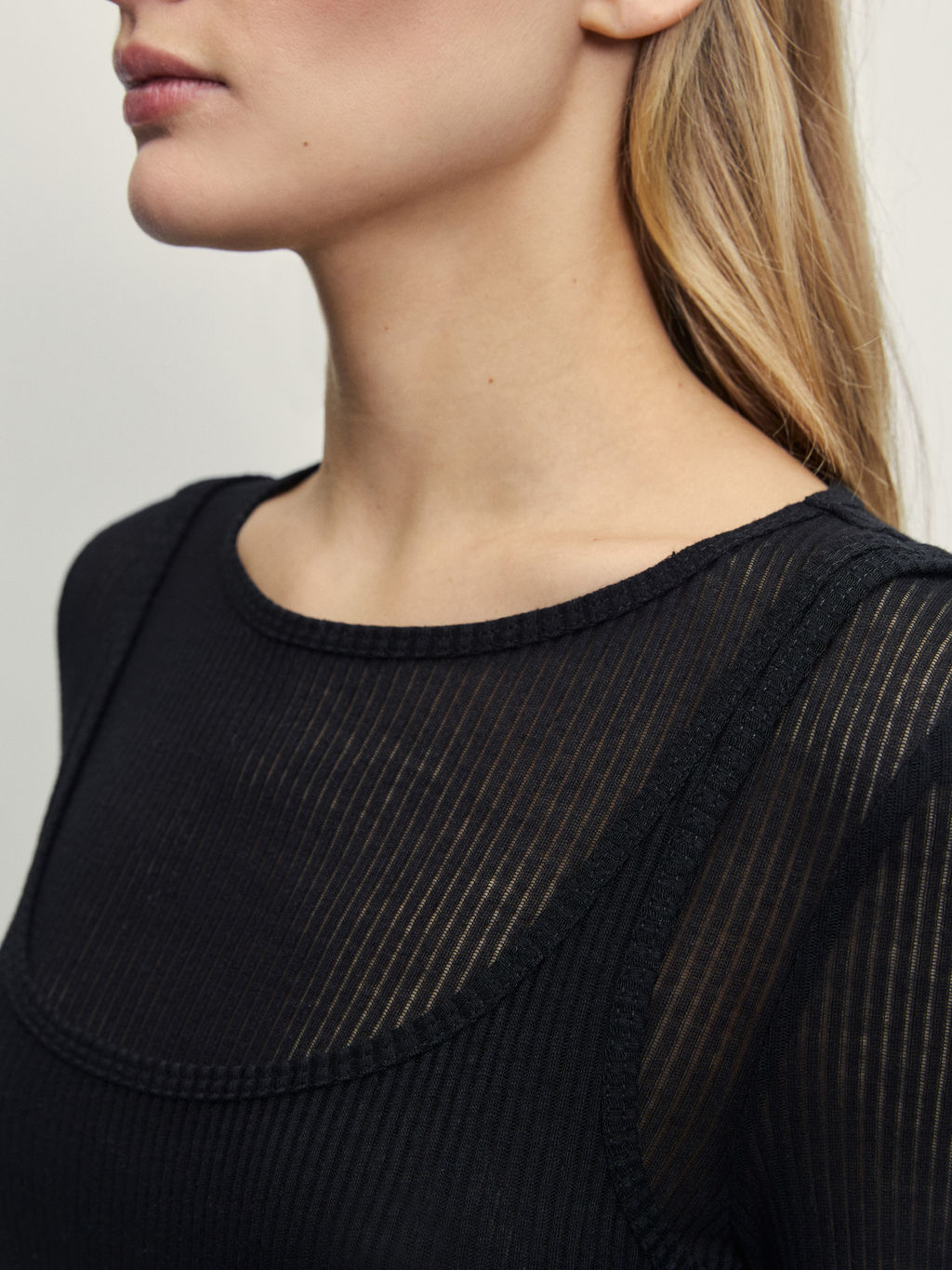 Двухслойный лонгслив в рубчик / Zarina  фото 6