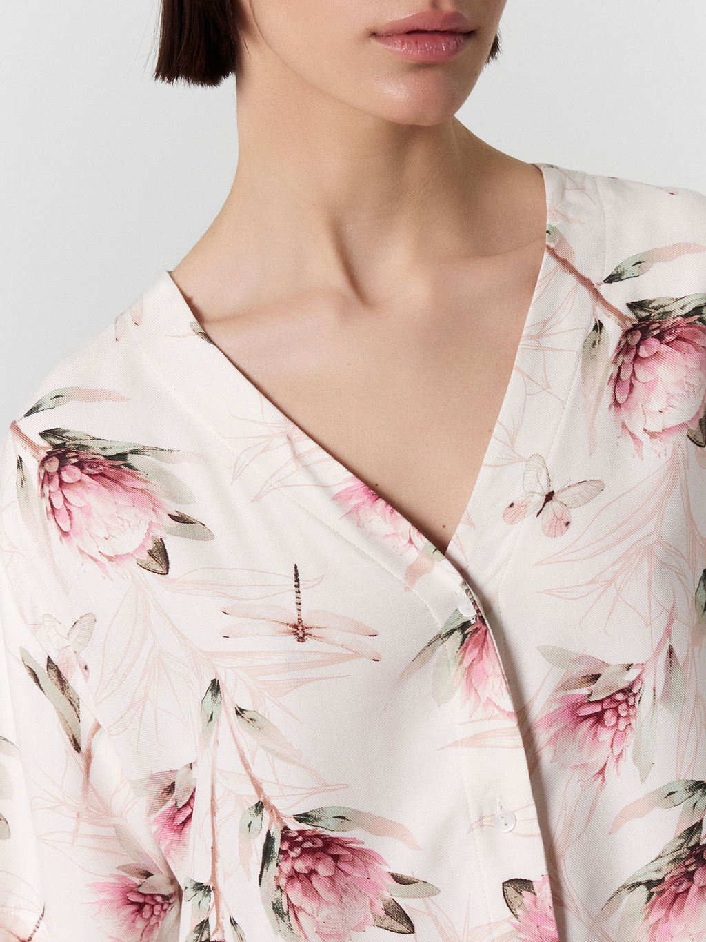 Комплект домашний женский кремовый с цветочным принтом - Mark formelle фото 7