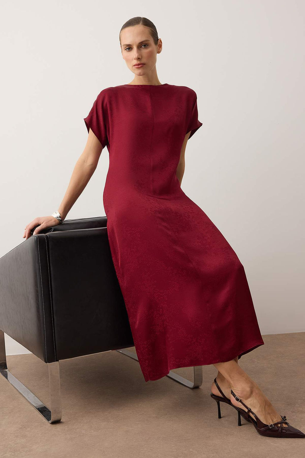 Bordo Duz Jakarl? Midi Dokuma Elbisesi TWOAW26EL00311