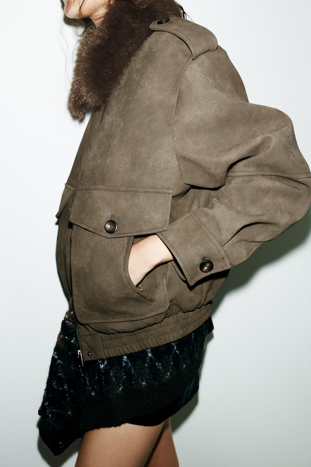 REMOVABLE COLLAR FAUX SUEDE JACKET - Zara фото 5