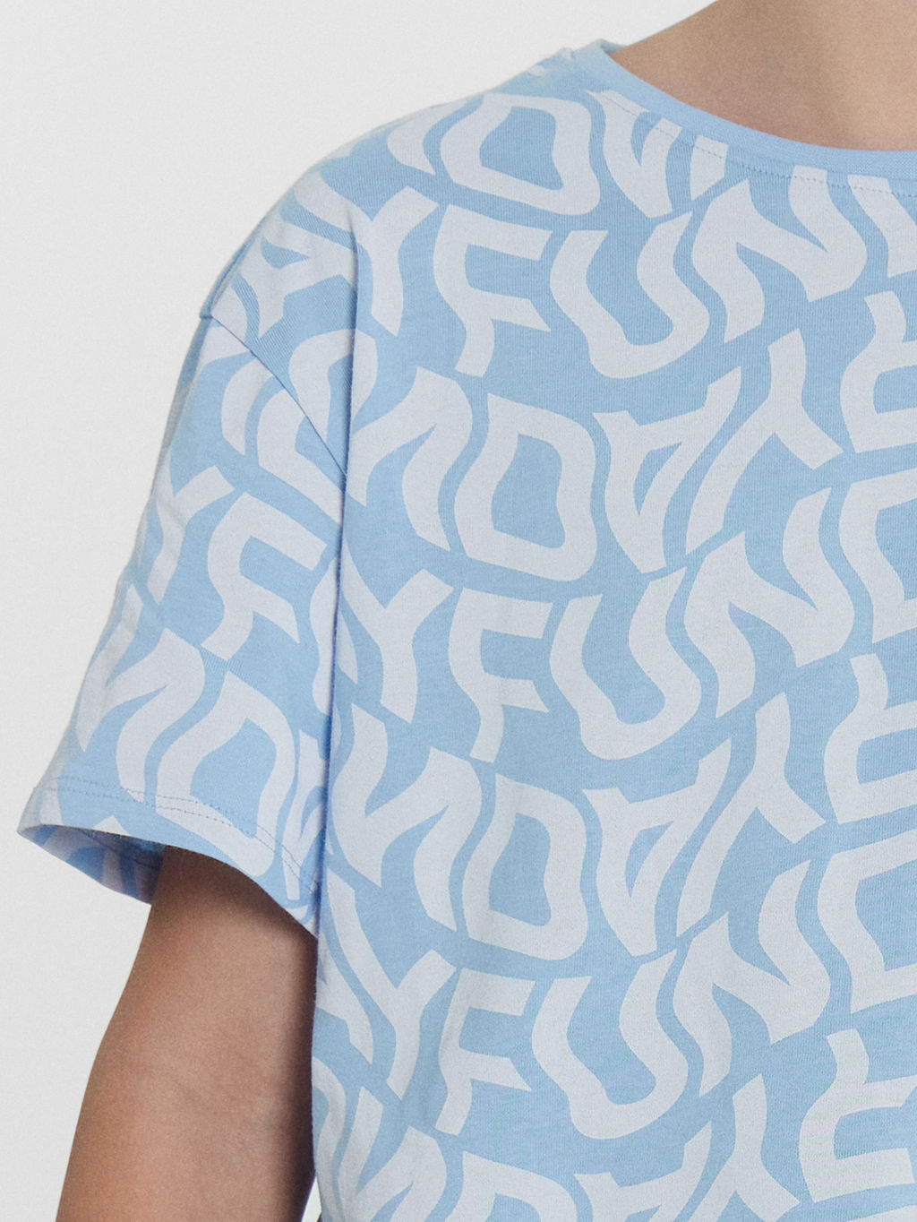 Футболка для девочек в голубом цвете с принтом - Mark formelle фото 6