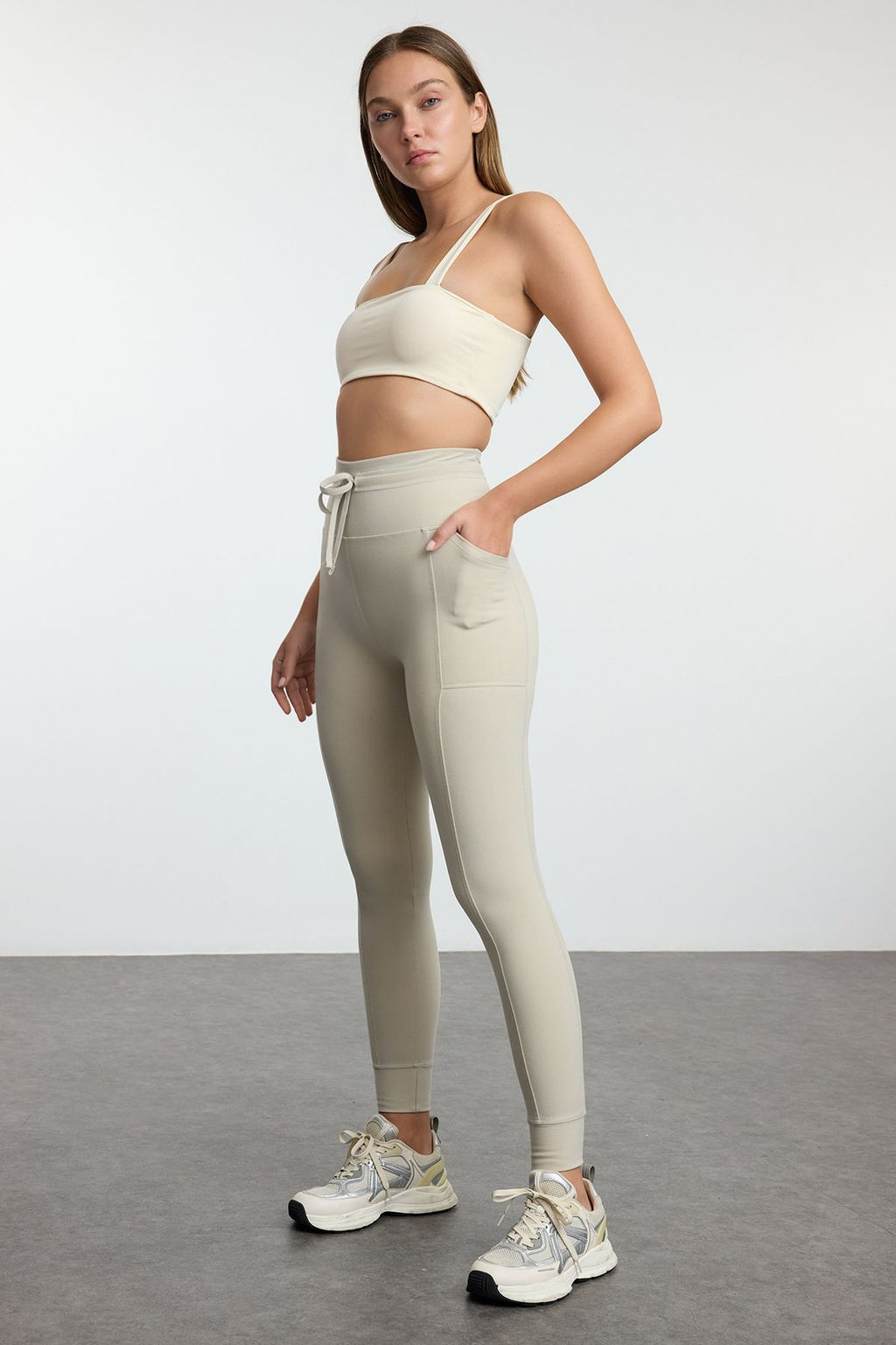 TRENDYOLMILLA Kahverengi F?rcal? Soft Kumas Cep ve Baglama Detayl? Tam Boy Orme Spor Tayt THMAW25TY00014 фото 8