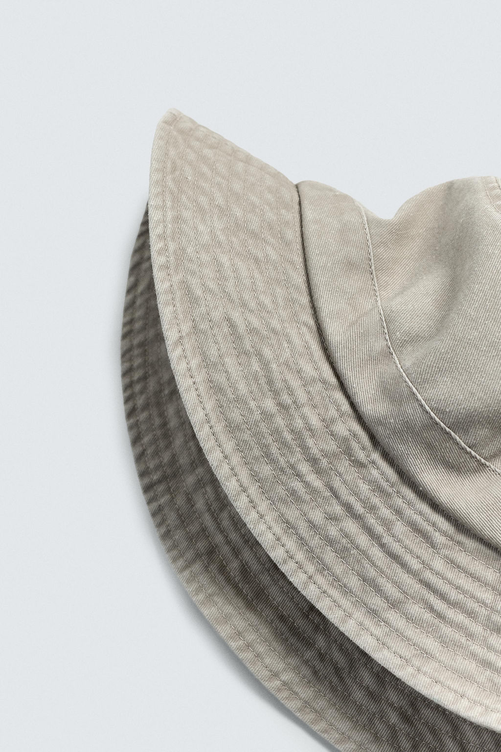 SOMBRERO BUCKET LAVADO / Arena - Zara фото 6