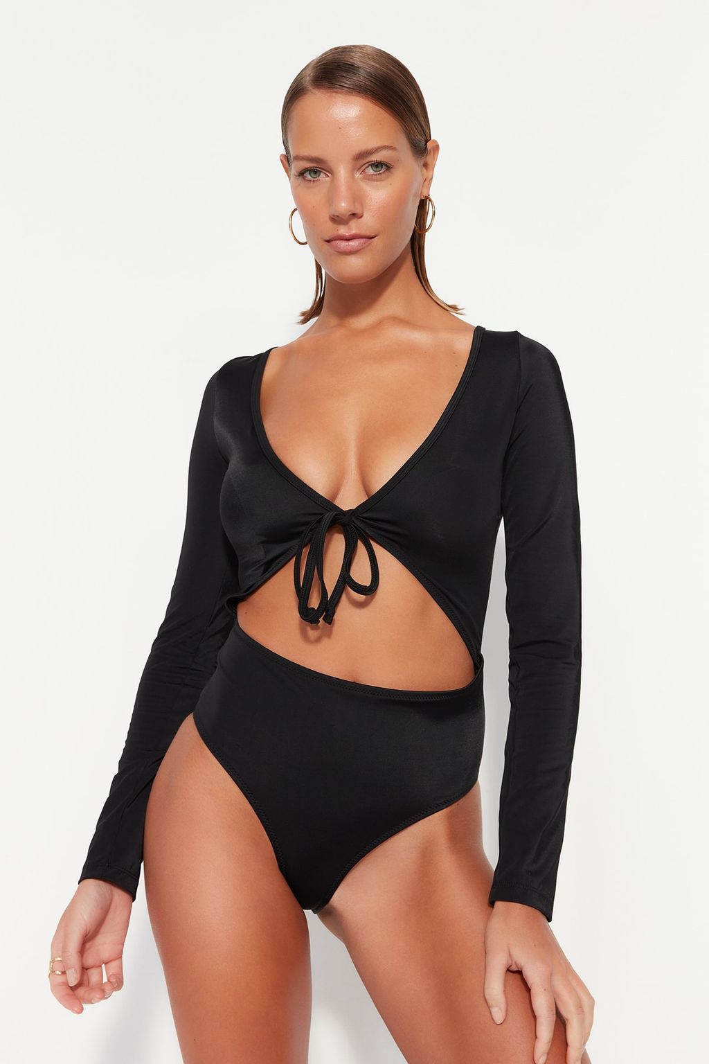 Siyah V Yaka Cut Out/Pencereli Uzun Kollu High Leg Mayo TBESS23MA00018