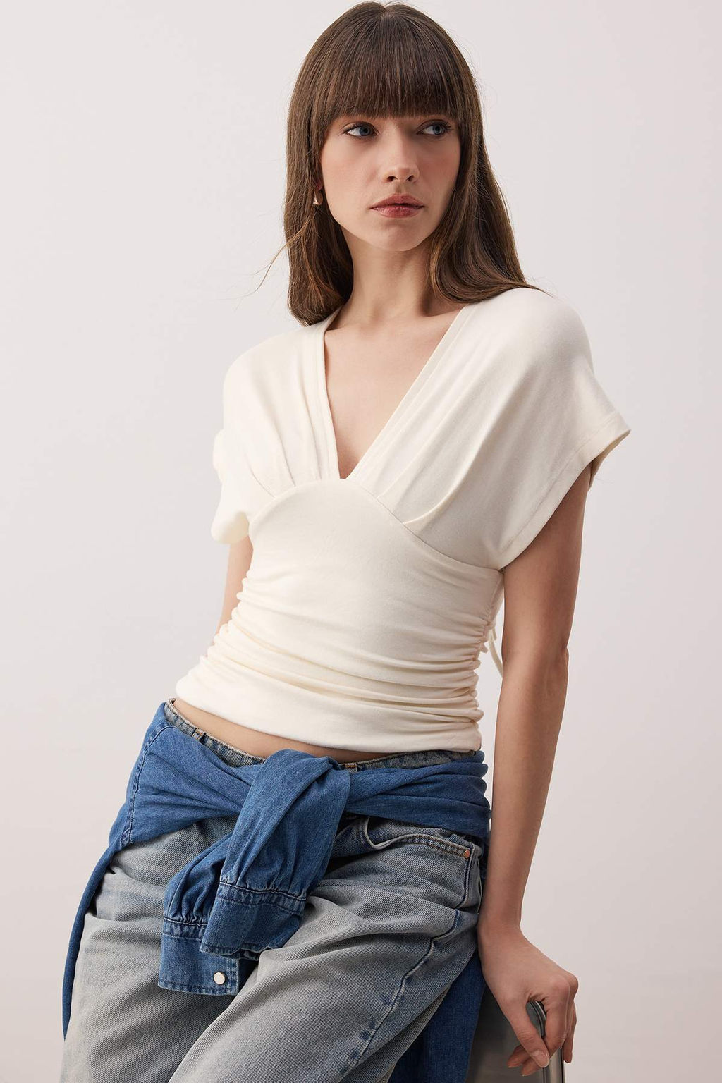 Ekru Fitted/Vucuda Oturan Buzgu/Drape Detayl? Orme Bluz TWOSS25BZ00605