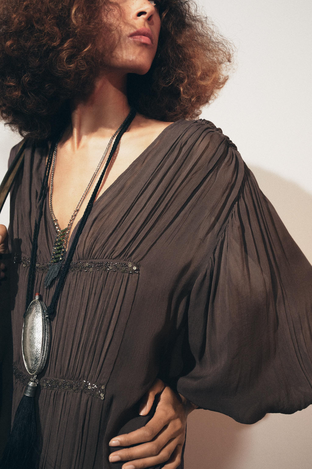 EMBROIDERED BEADED DRESS ZW COLLECTION - Zara фото 5