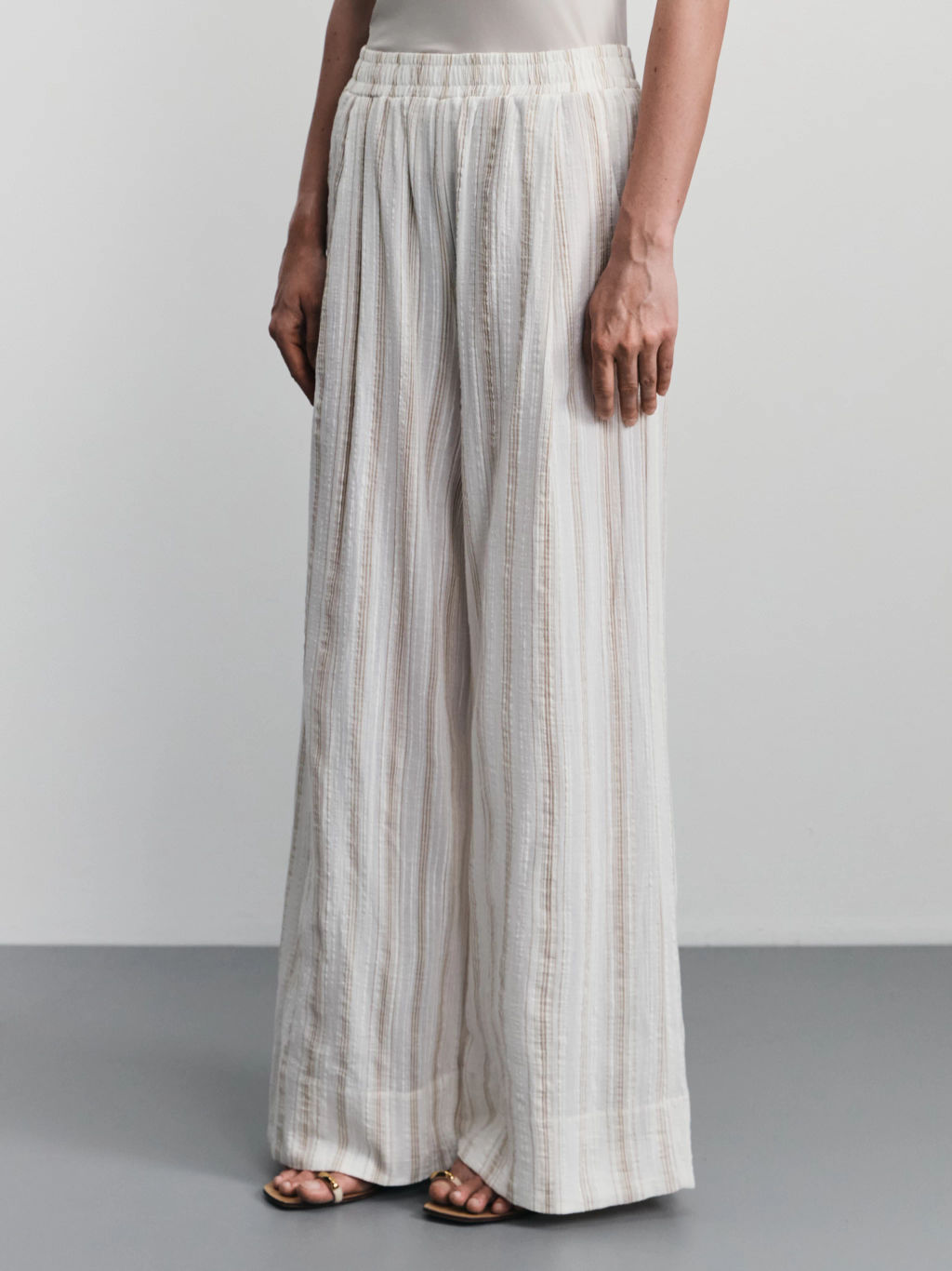 Прямые брюки из хлопка в полоску / Zarina фото 3