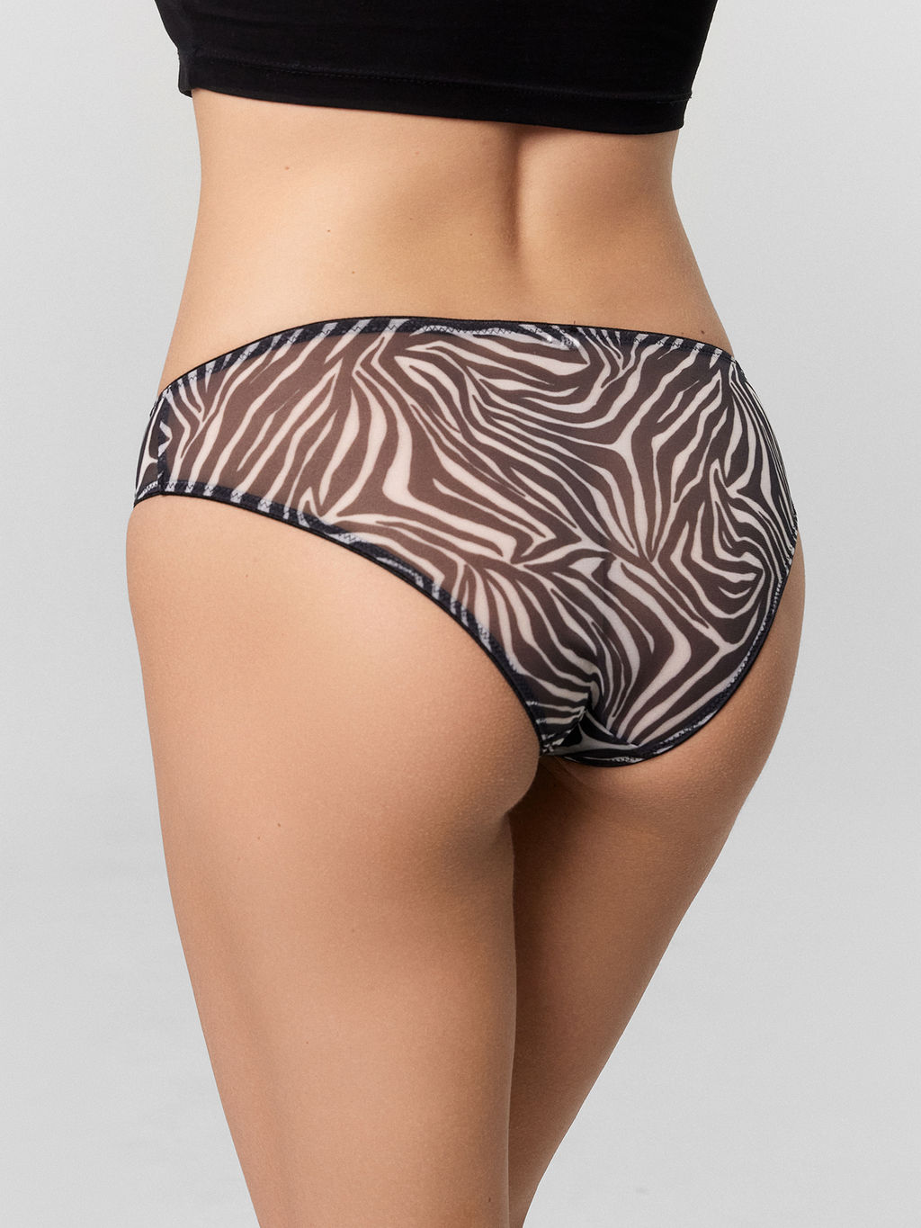 Цена за 2 штуки! Трусы женские с анималистичным принтом