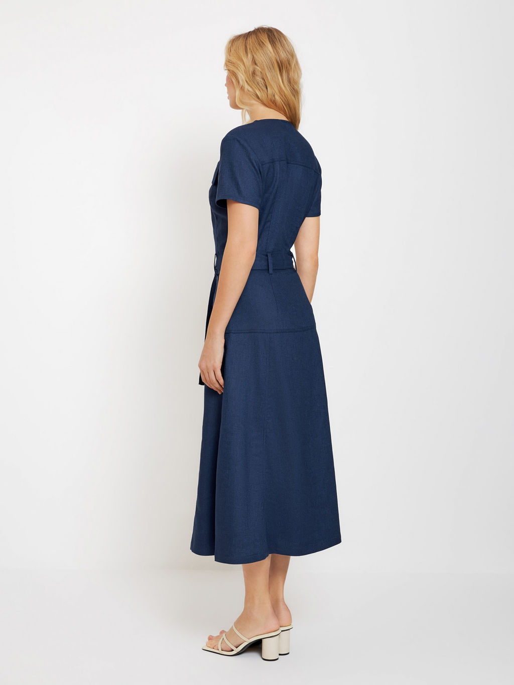Платье жен. Eleanor темно-синий - Concept club фото 2