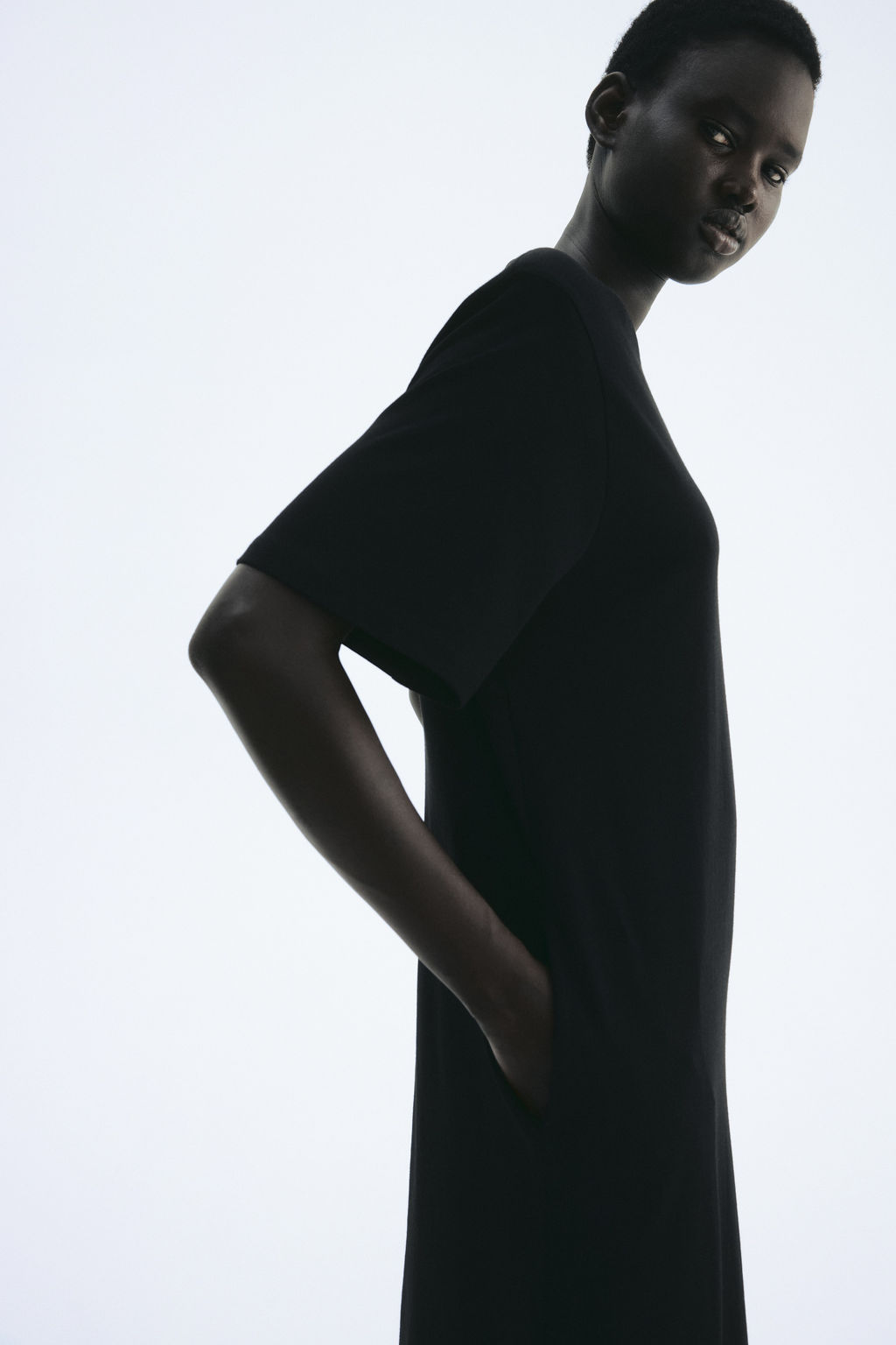 Vestido camiseta con hombreras - H&m фото 5