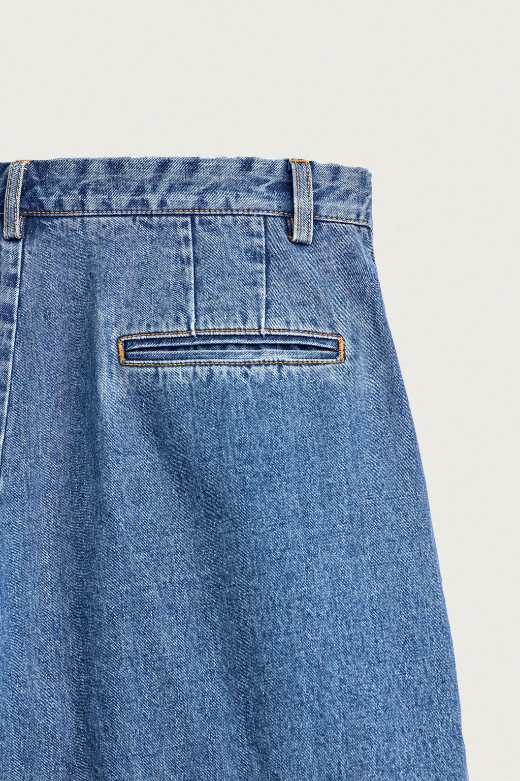 BERMUDA DENIM REGULAR FIT PLIEGUES / Azul medio - Zara фото 9