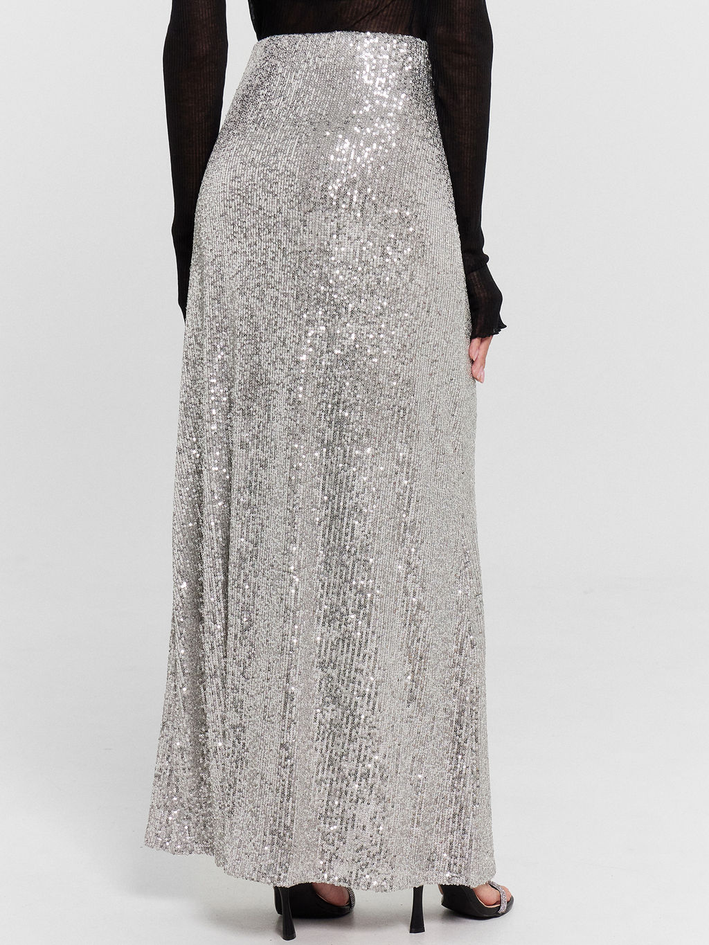 Юбка женская серебристая с пайетками серебро 152798 - Mark formelle фото 8
