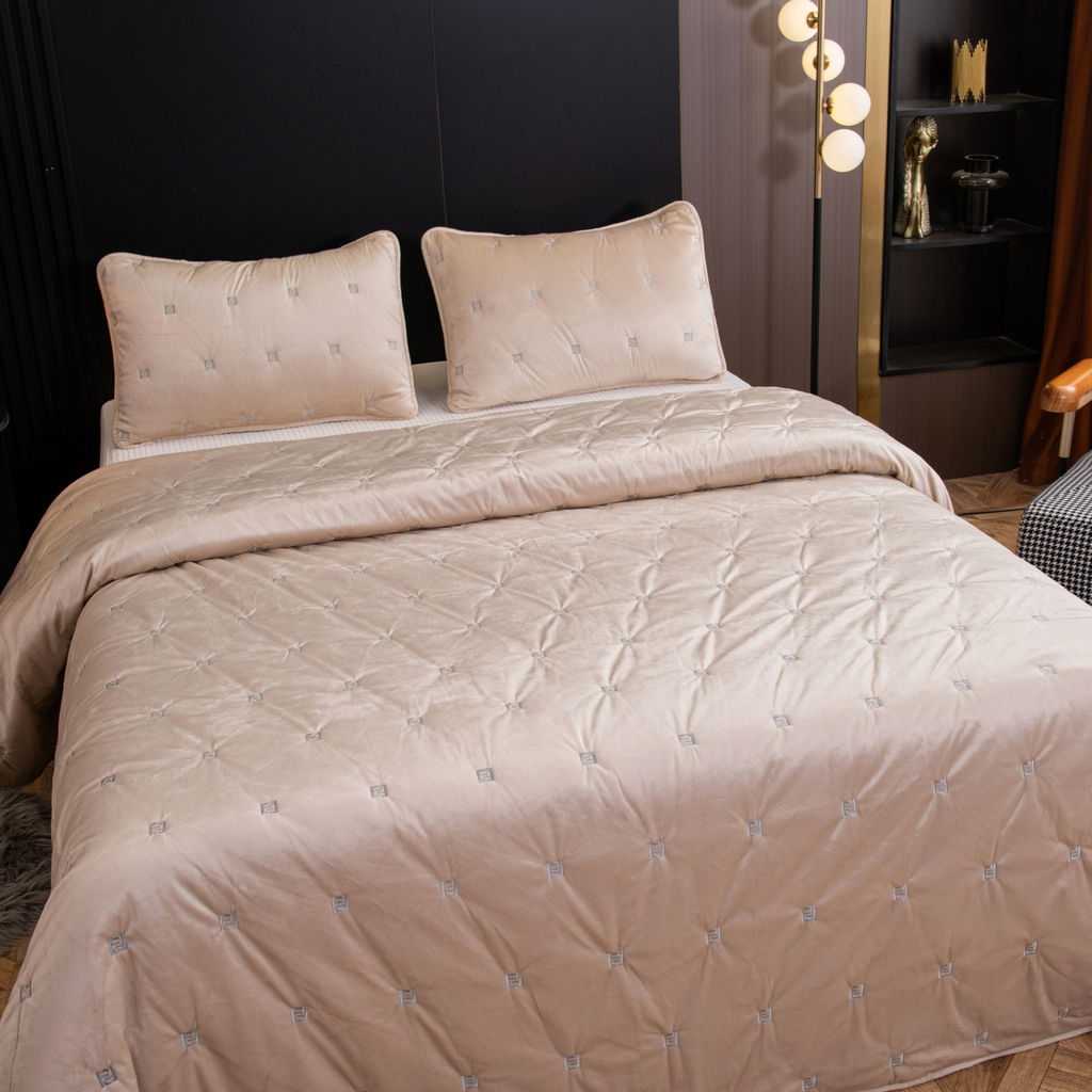 Велюровое покрывало Grande OVS010 240*260