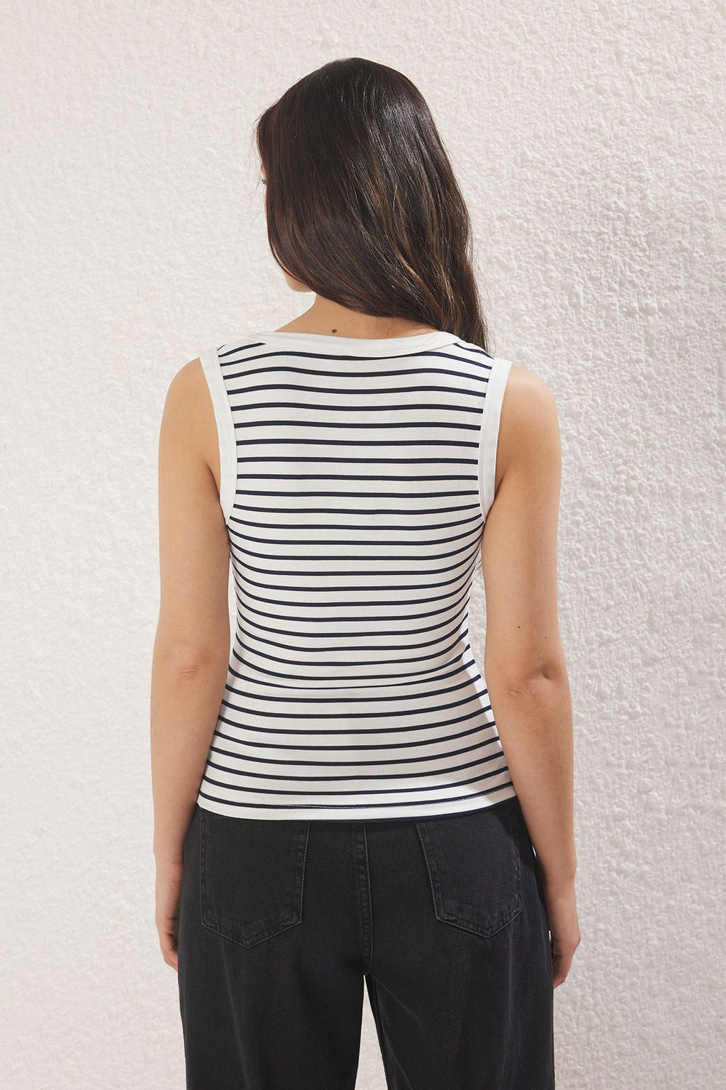 TRENDYOLMILLA K?rm?z? Fitted/Vucuda Oturan Kolsuz Esnek Orme Atlet TWOSS25AL00022  фото 4