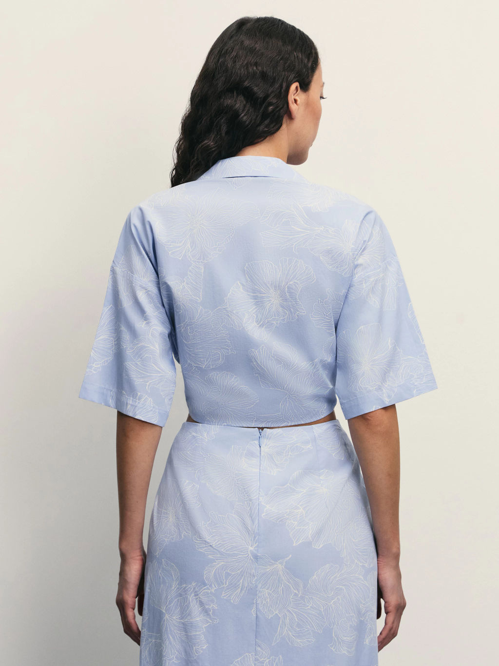 Укороченная рубашка с цветочным принтом / Zarina  фото 5