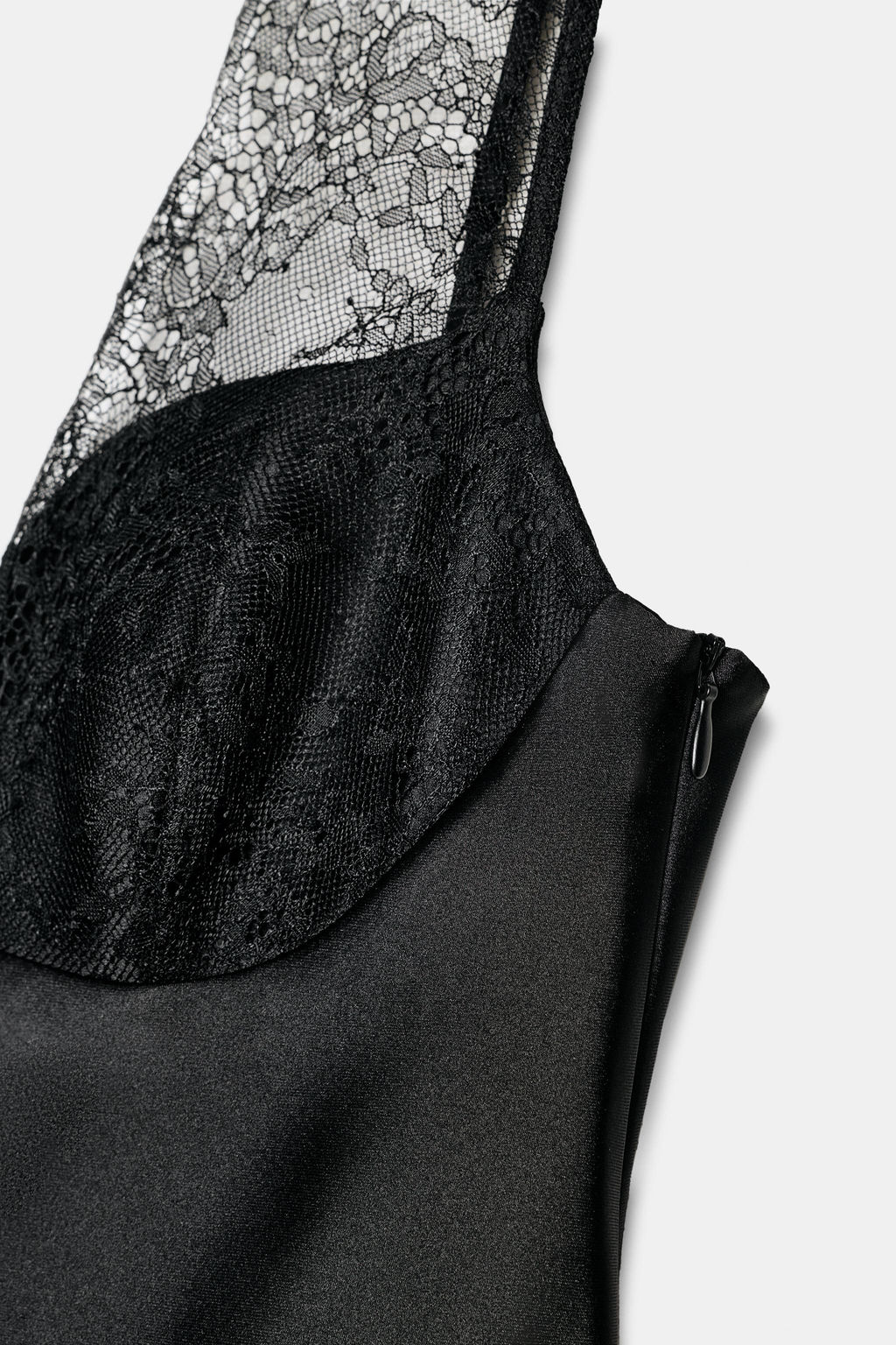 SATIN TOP WITH LACE - Zara фото 7