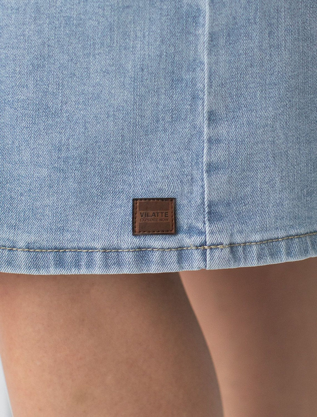 Юбка из эластичного денима