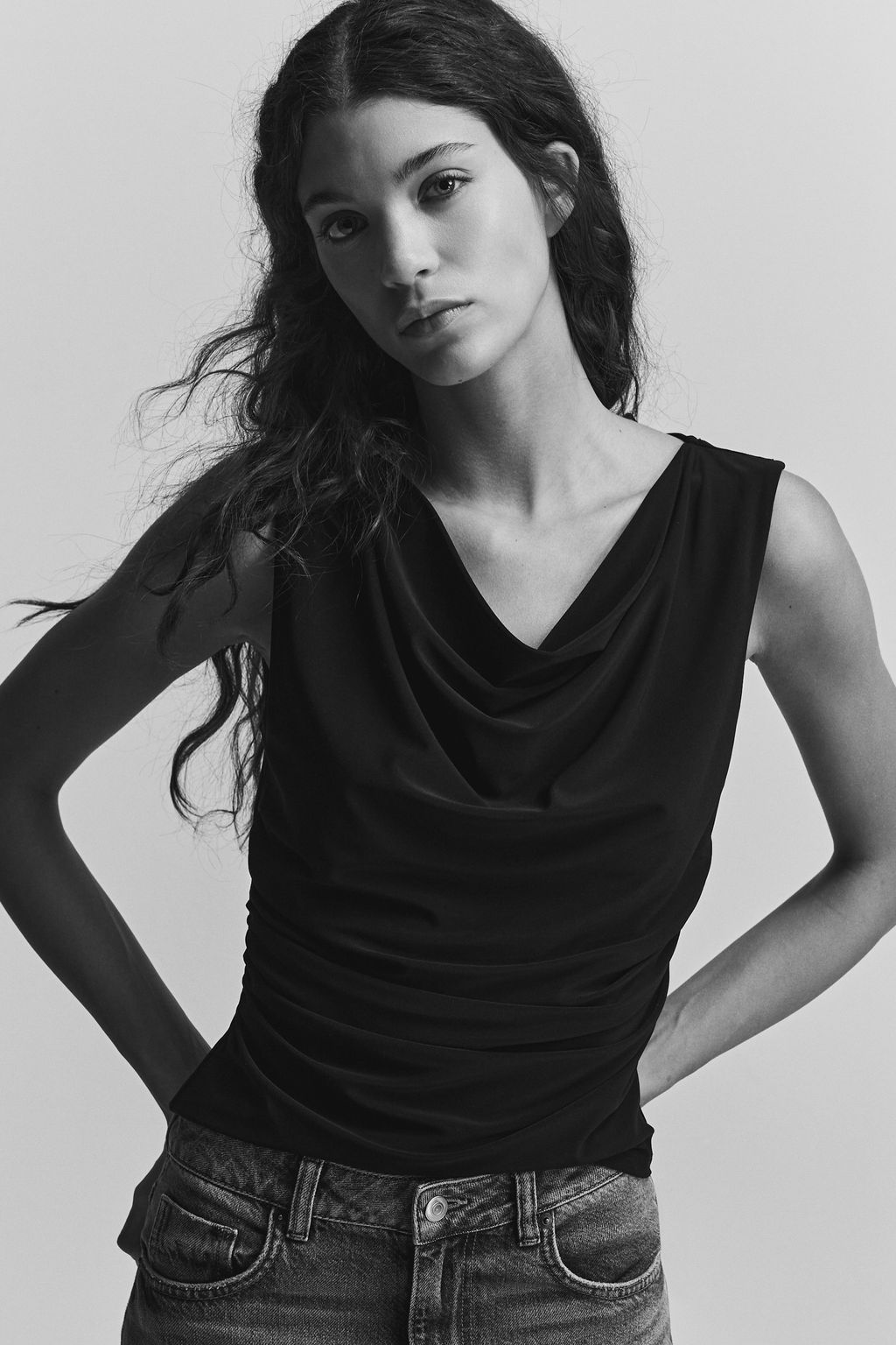 Top drapeado de punto - H&m фото 4