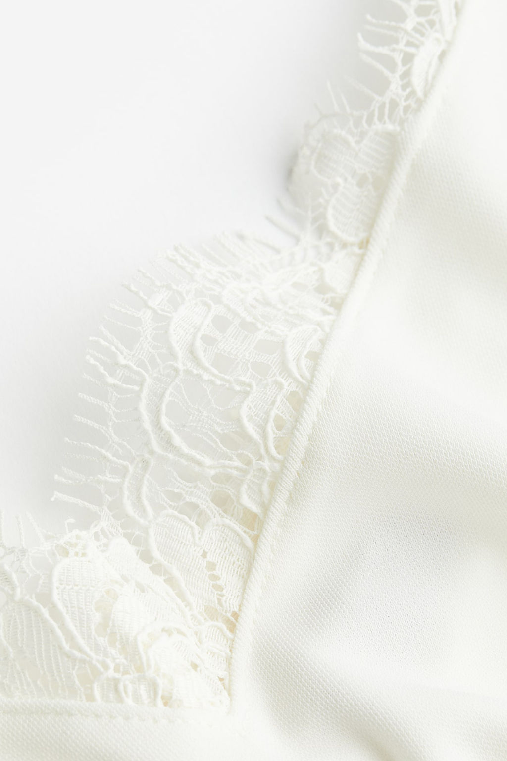 H&M+ Top con ribete de encaje  фото 6