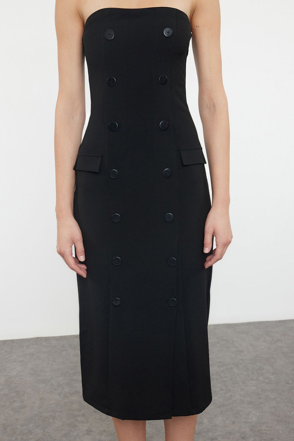 Siyah Duz Kesim Dugme Detayl? Straplez Midi Dokuma Elbise TWOAW24EL00418 - Trendyolmilla фото 4
