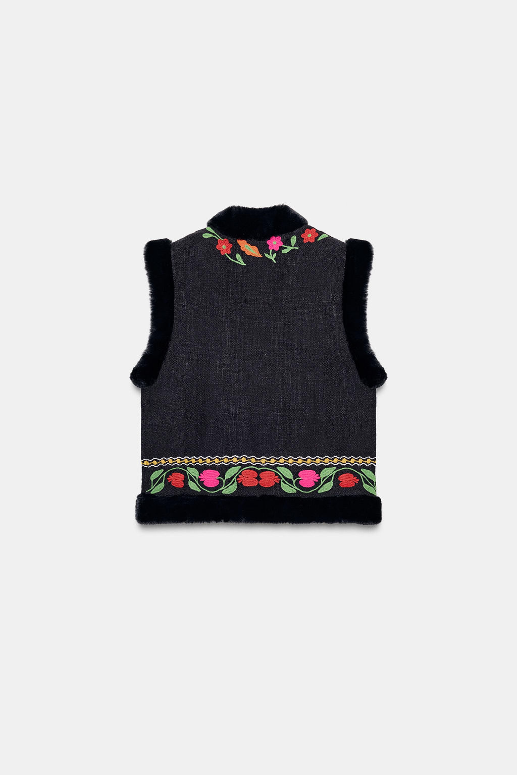 EMBROIDERED FAUX FUR GILET WITH CONTRASTING DETAILS - Zara фото 6