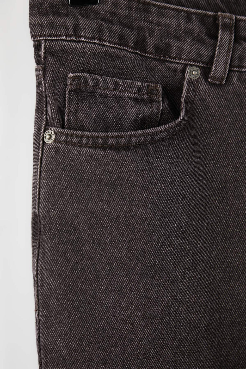 Kahverengi Essential Fit Jeans Kot Pantolon TMNAW23JE00104