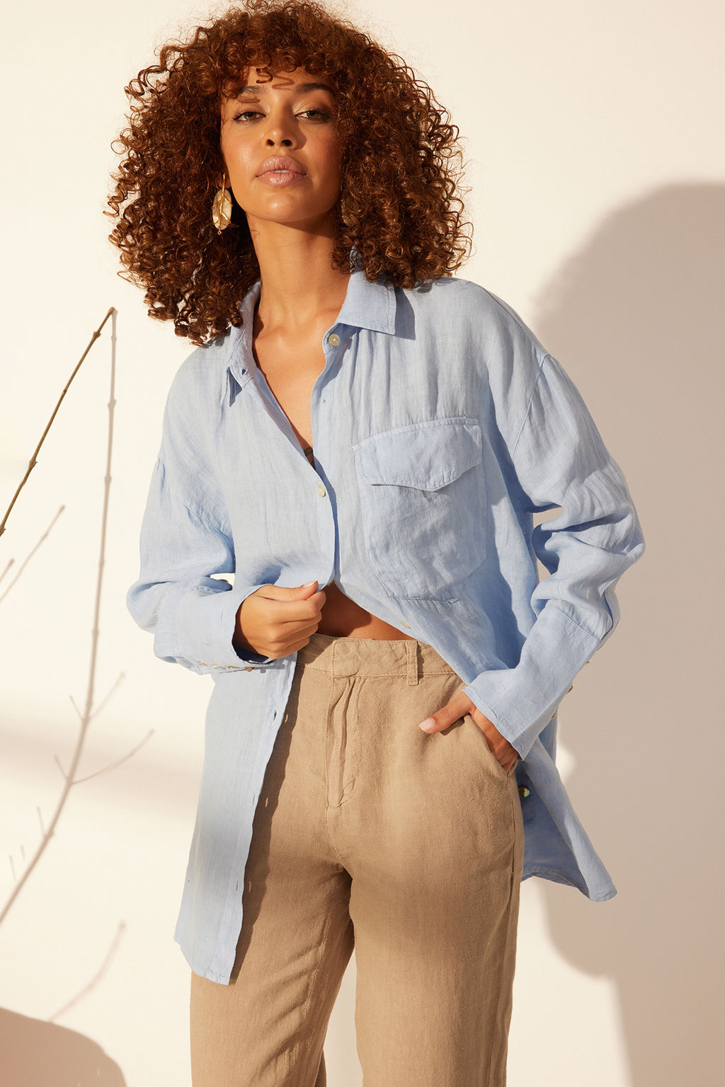 Mavi %100 Keten Oversize Gomlek TWOSS24GO00125