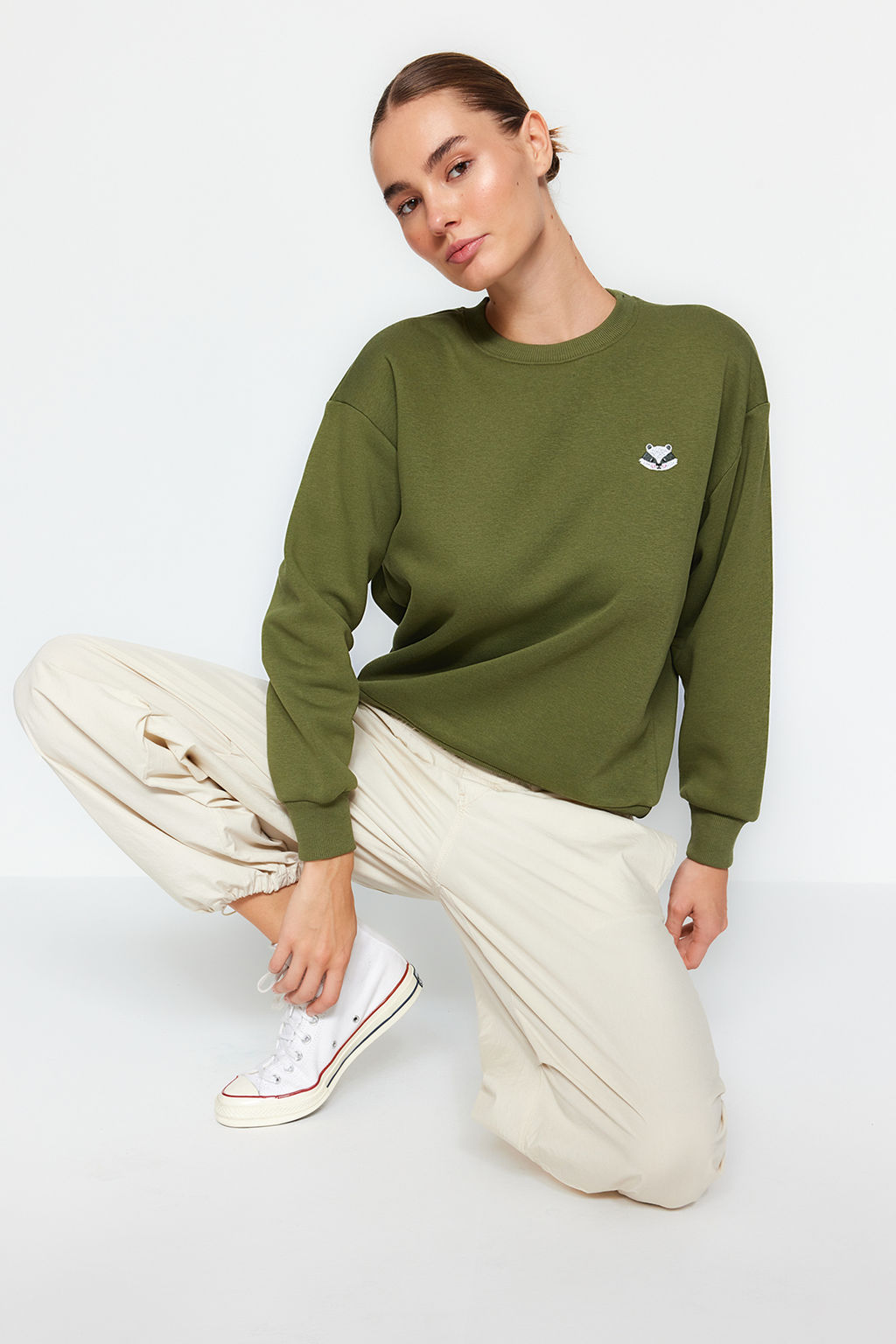 TRENDYOLMILLA Tas Animal Nak?sl? Regular/Normal Kal?p Kal?n Ici Polarl? Orme Sweatshirt TWOAW24SW00196 фото 2