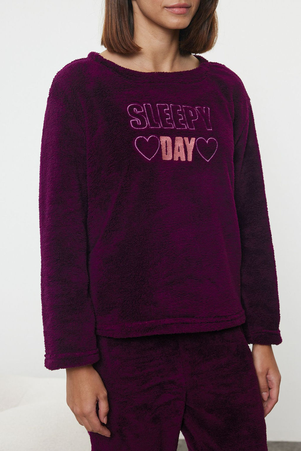 Trendyolmilla Murdum Sloganl? ve Kalpli Wellsoft K?sl?k Orme Pijama Tak?m? THMAW25PT00028