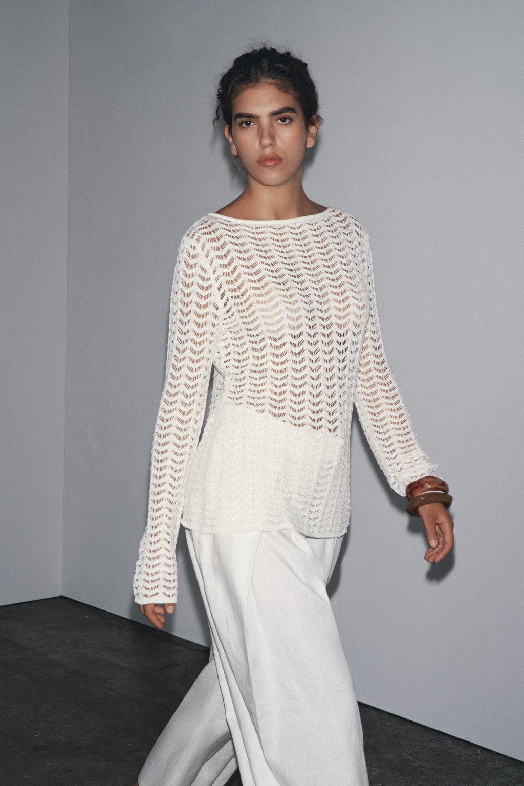 TEXTURED KNIT SWEATER