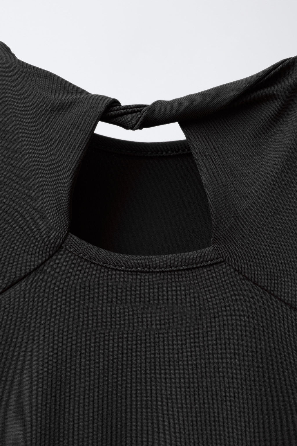 BODY POLIAMIDA NUDO CUT OUT / Negro - Zara фото 3