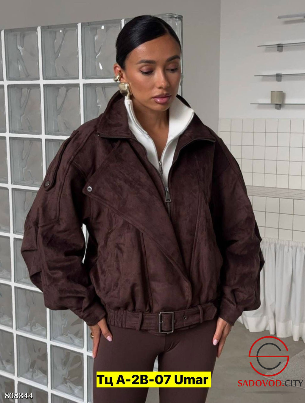 Бомбер женский на молнии