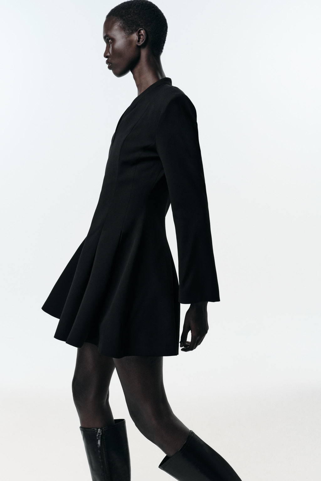 MINI DRESS WITH SHOULDER PADS - Zara фото 4