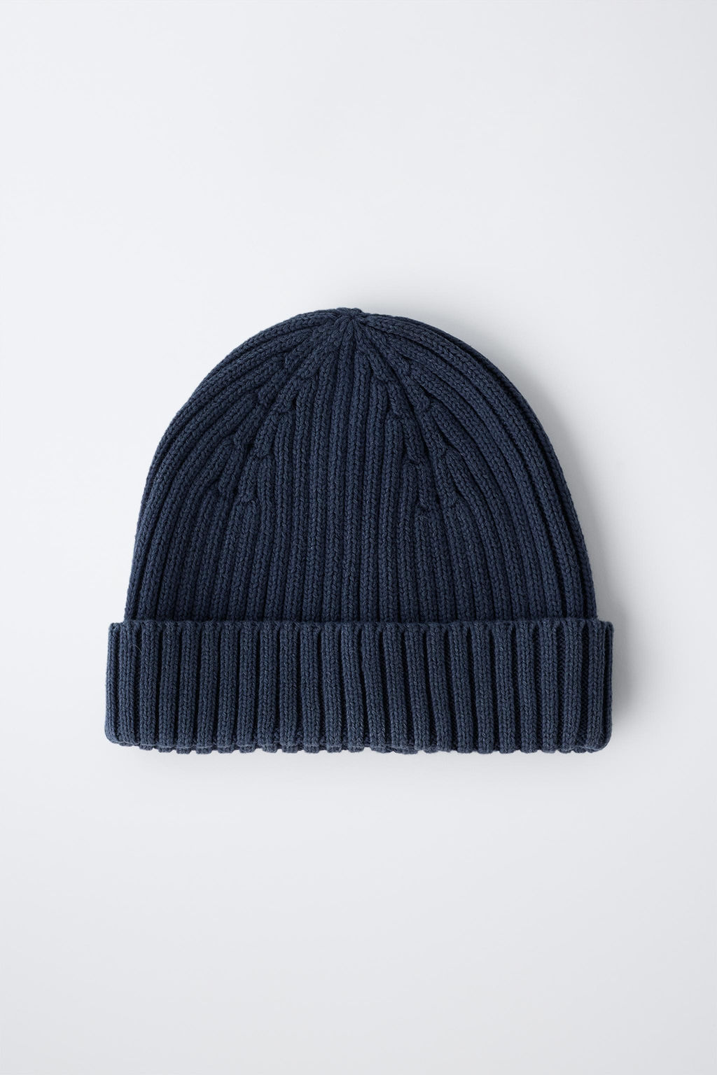 GORRO PUNTO EFECTO LAVADO / Azul tinta