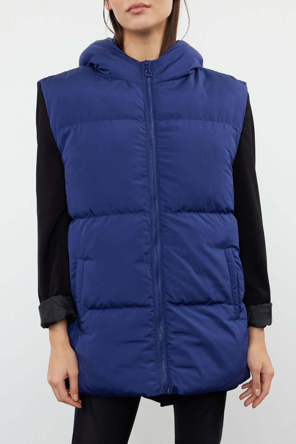TRENDYOLMILLA Koyu Mavi Oversize Kapusonlu Su Itici Sisme Yelek TWOAW24YE00019  фото 4