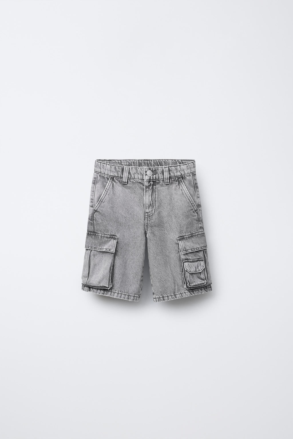 WIDE MULTI-CARGO DENIM BERMUDA SHORTS