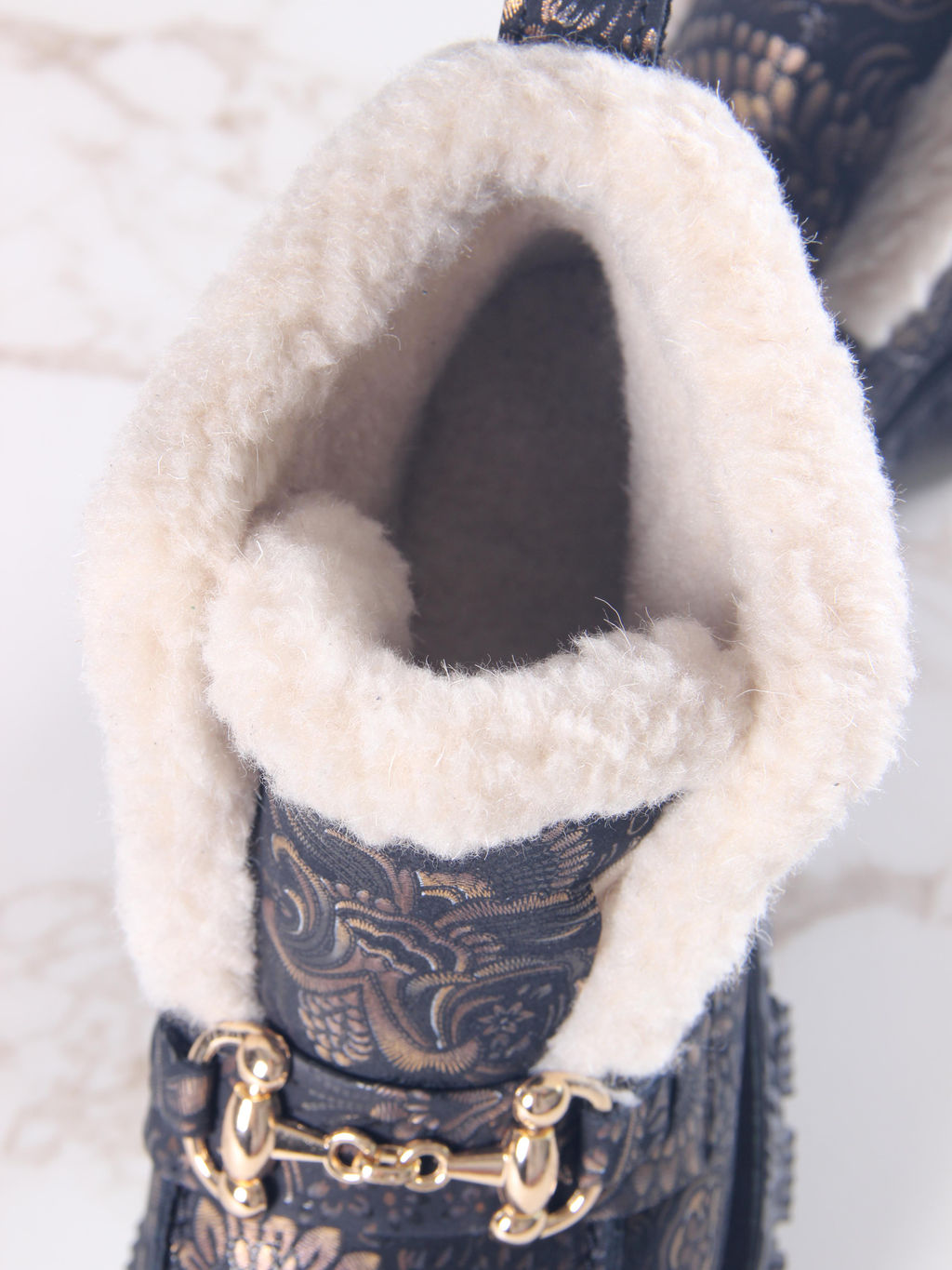 Ботинки 307.PODYUM141 bl.Черная грация/шерсть