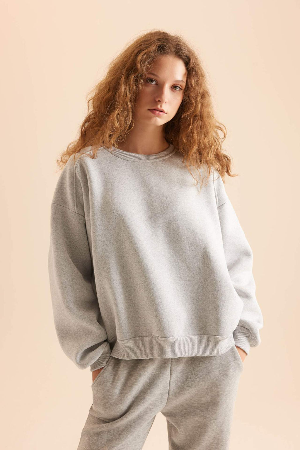 Coool Oversize Genis Kal?p Bisiklet Yaka Basic Duz Kal?n Kumas Siyah Sweatshirt - Defacto фото 3