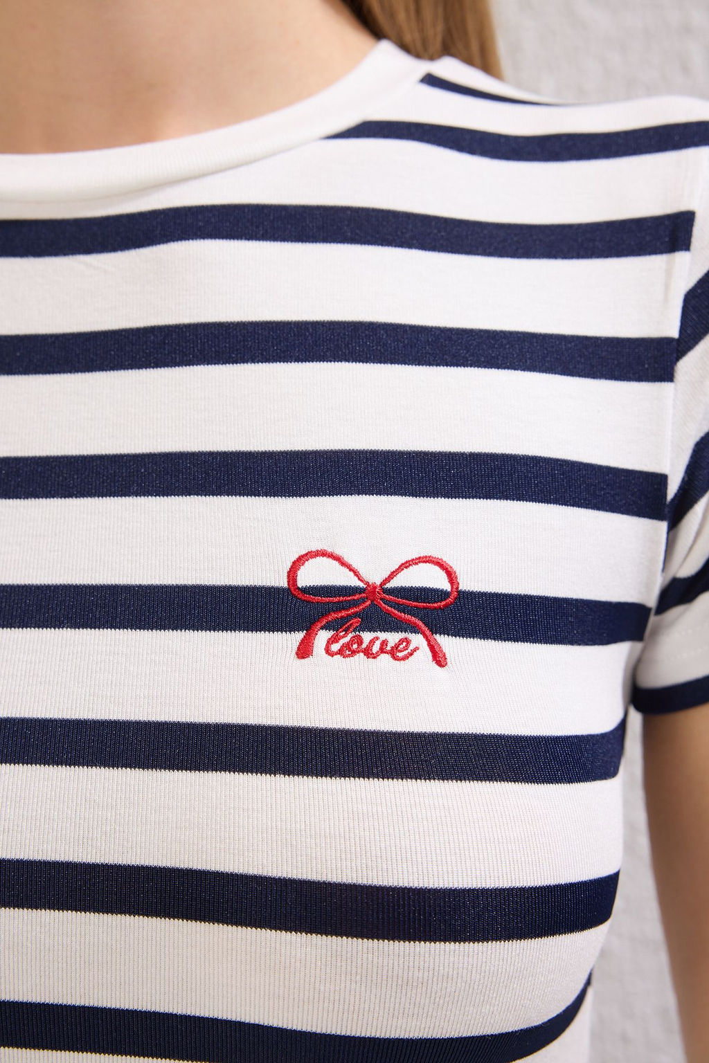 Trendyolmilla Siyah Viskoz/Yumusak Kumas Vucuda Oturan Esnek Orme Bluz TWOSS24BZ00296  фото 10