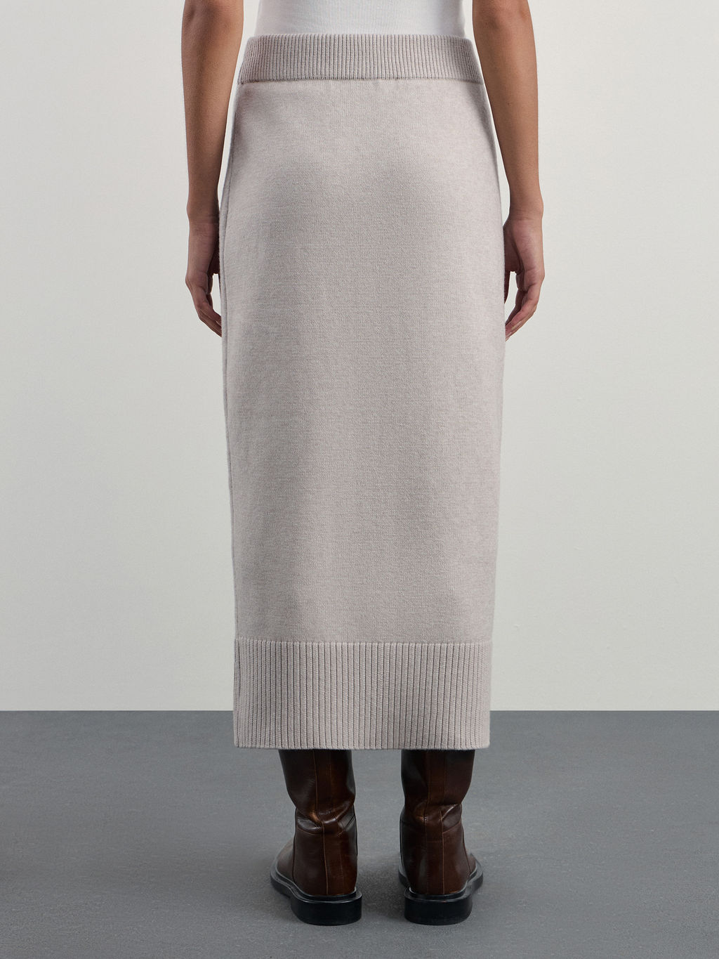 Вязаная юбка карандаш с разрезом / Zarina  фото 4