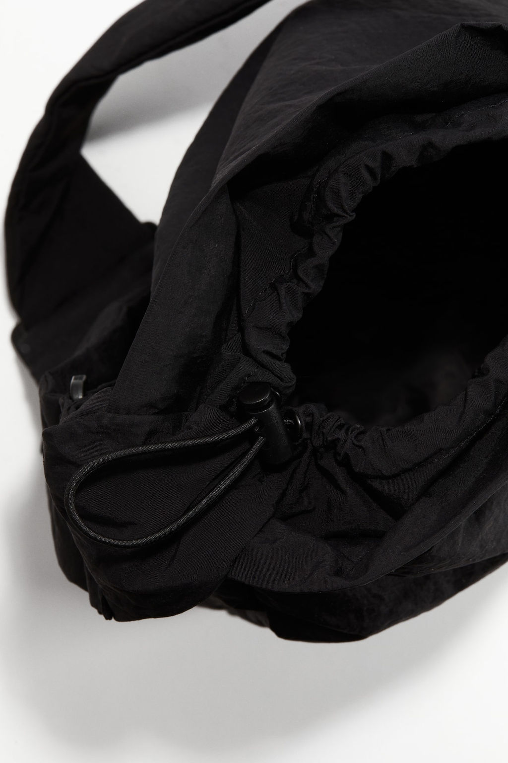 Bolso bandolera de deporte acolchado - H&m фото 3