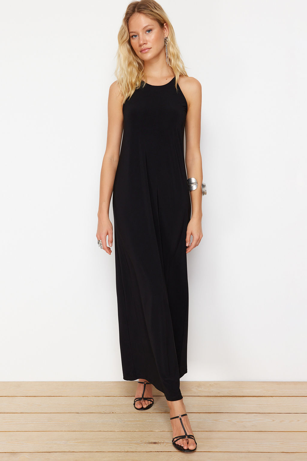 TRENDYOLMILLA Siyah Soyut Halter Yaka A-line/Can Ac?lan Esnek Maxi Orme Kalem Elbise TWOSS24EL00558 фото 4