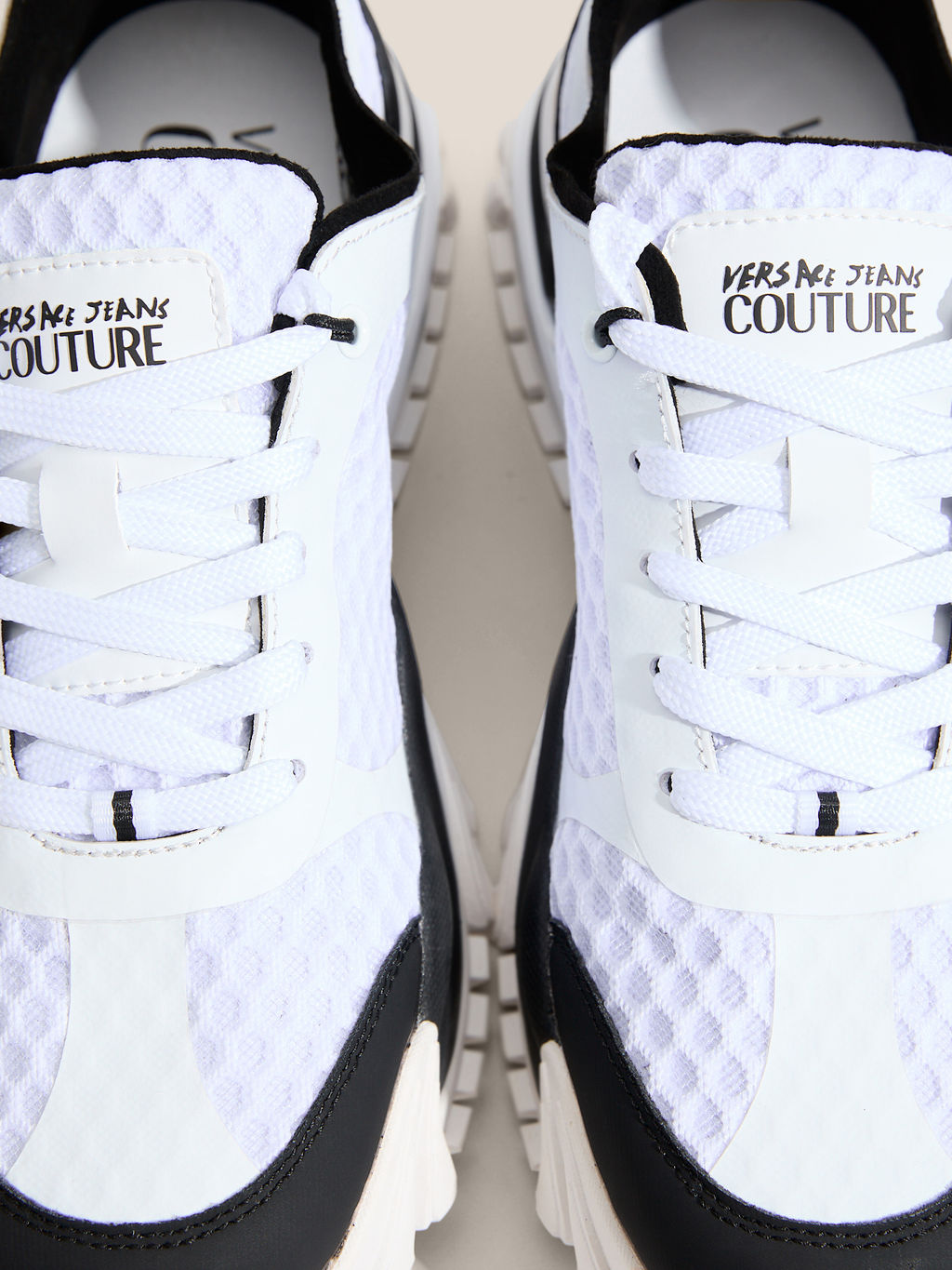 Мужские кроссовки VERSACE JEANS COUTURE NEW TRAIL TREK Артикул 4458789, белый