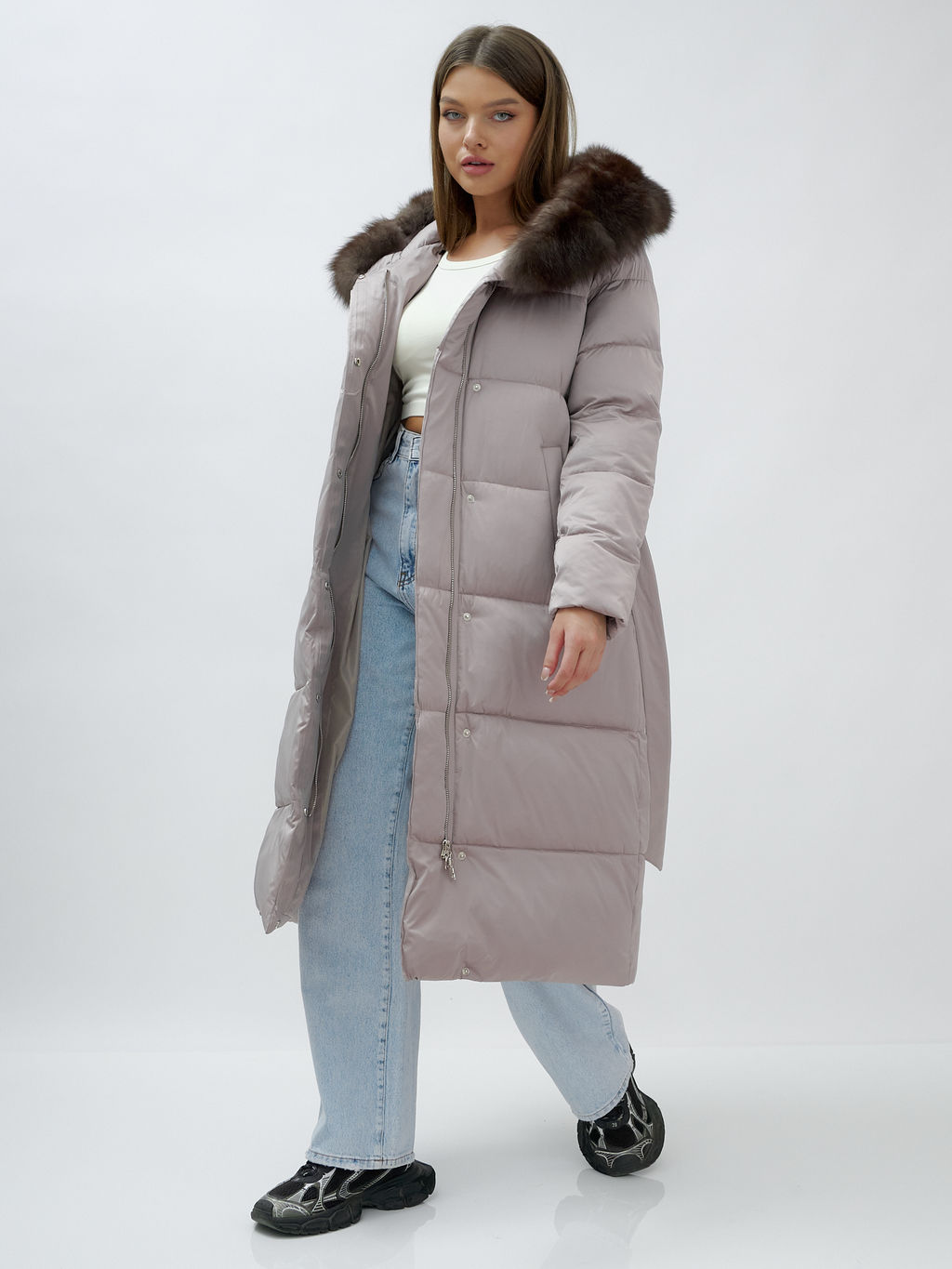 с мехом песец люкс класса Пальто зимние Бренд Visdeer, бежевого цвета  фото 20