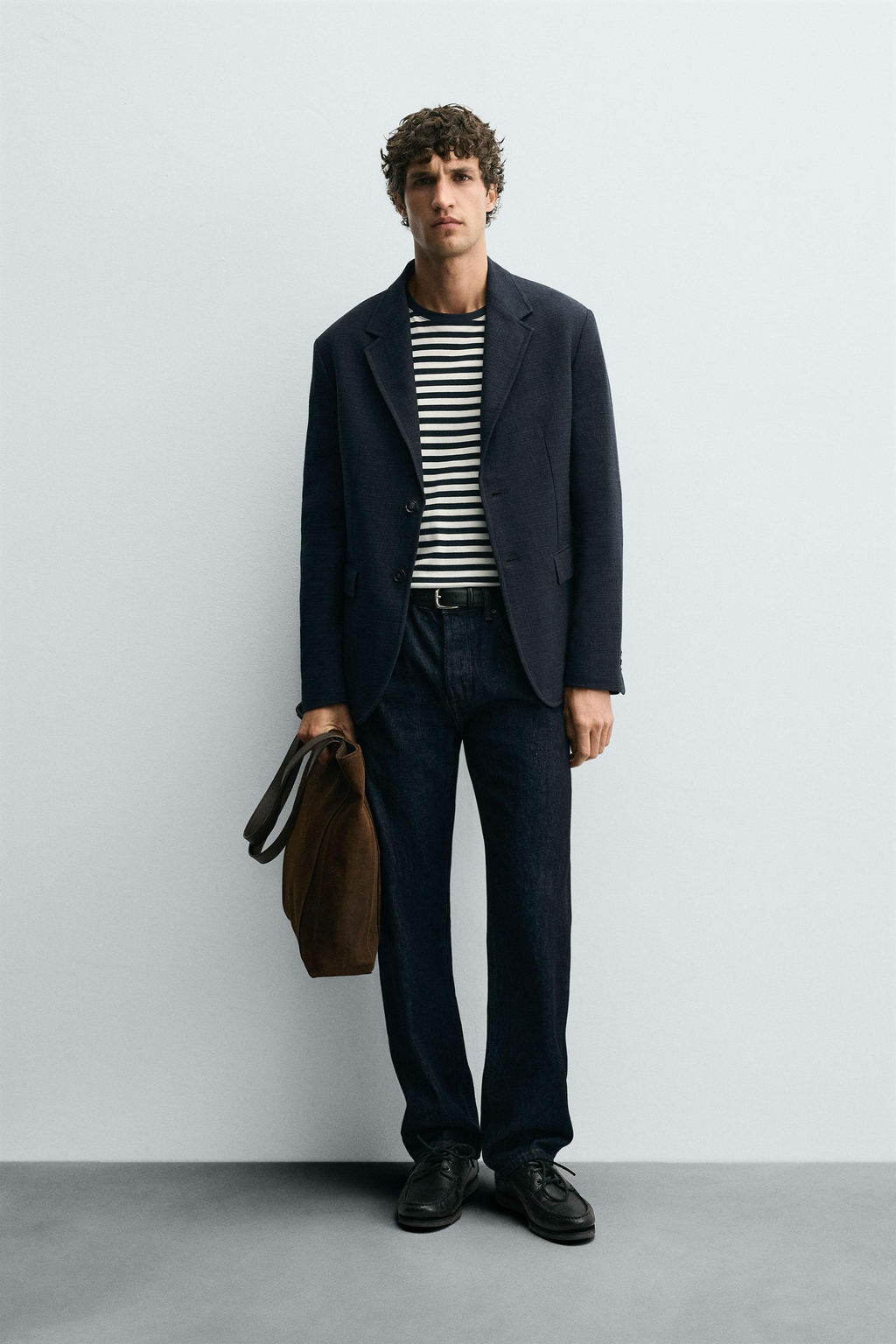 TEXTURED REGULAR FIT BLAZER