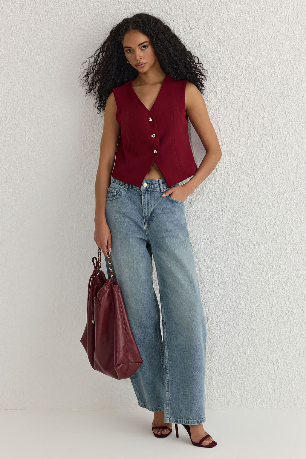 Bordo Fitted Crop Kalpli Dugmeli Dokuma Yelek TWOSS25YE00015