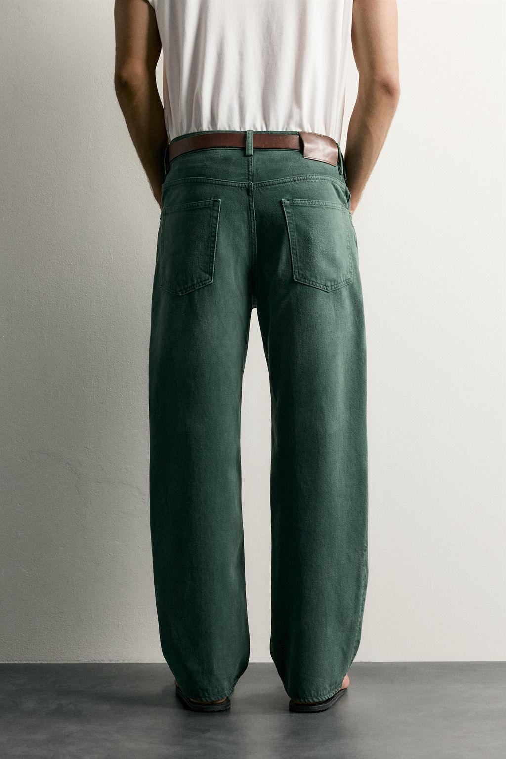 JEANS RELAXED FIT PLANCHADO / Botella - Zara фото 3