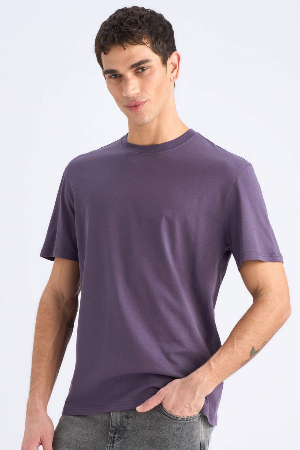 New Regular Fit Bisiklet Yaka Basic Duz K?sa Kollu Tisort - Defacto фото 47